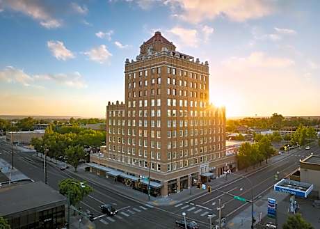 Marcus Whitman Hotel And Conference Center
