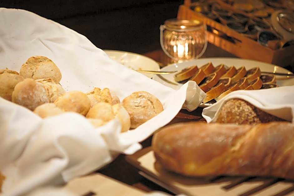 Swiss-Chalet Merlischachen - Romantik Schloss-Hotel am See