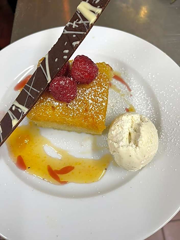 New House Country Hotel