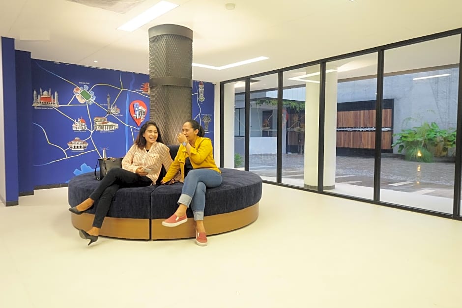 Hotel Youstay Semarang by Sinergi