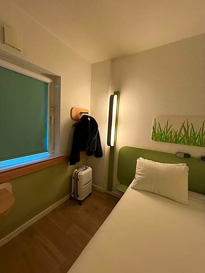 ibis budget Leeds Centre Crown Point Road