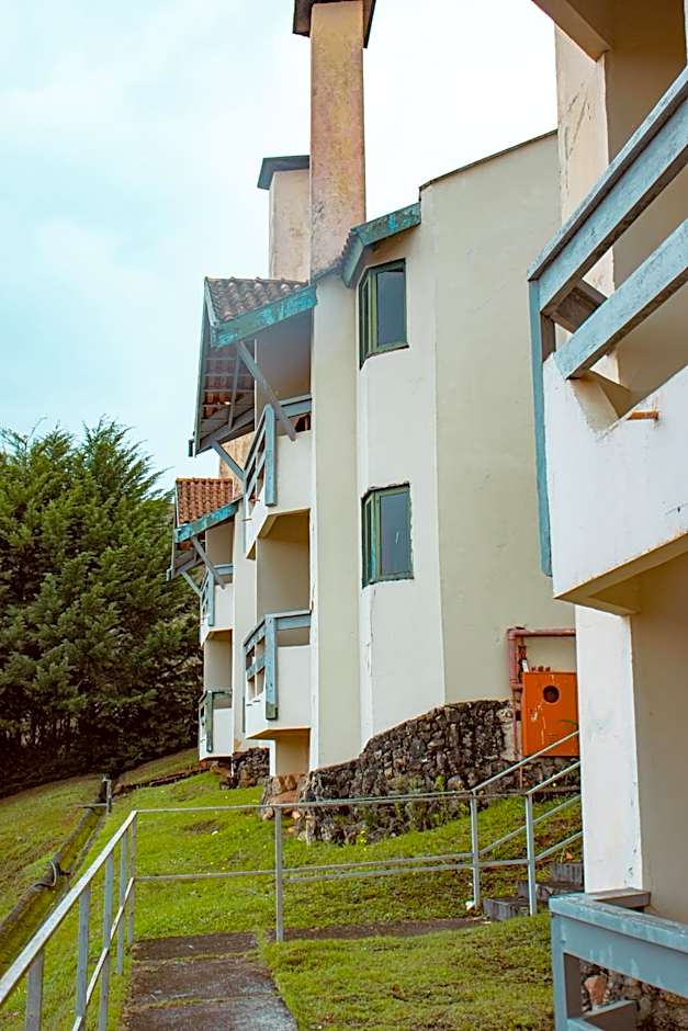 Plaza Inn Week Inn