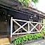 Ombak Inn Chalet