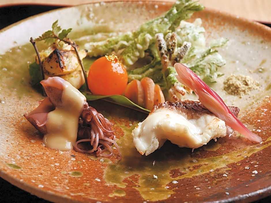Traditional Kyoto Inn serving Kyoto cuisine IZUYASU