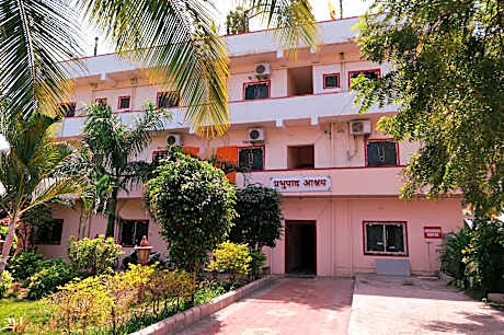 ISKCON PANDHARPUR, Chandrabhaga Guest House