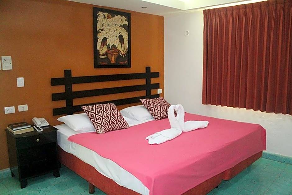Hotel Yaxactun