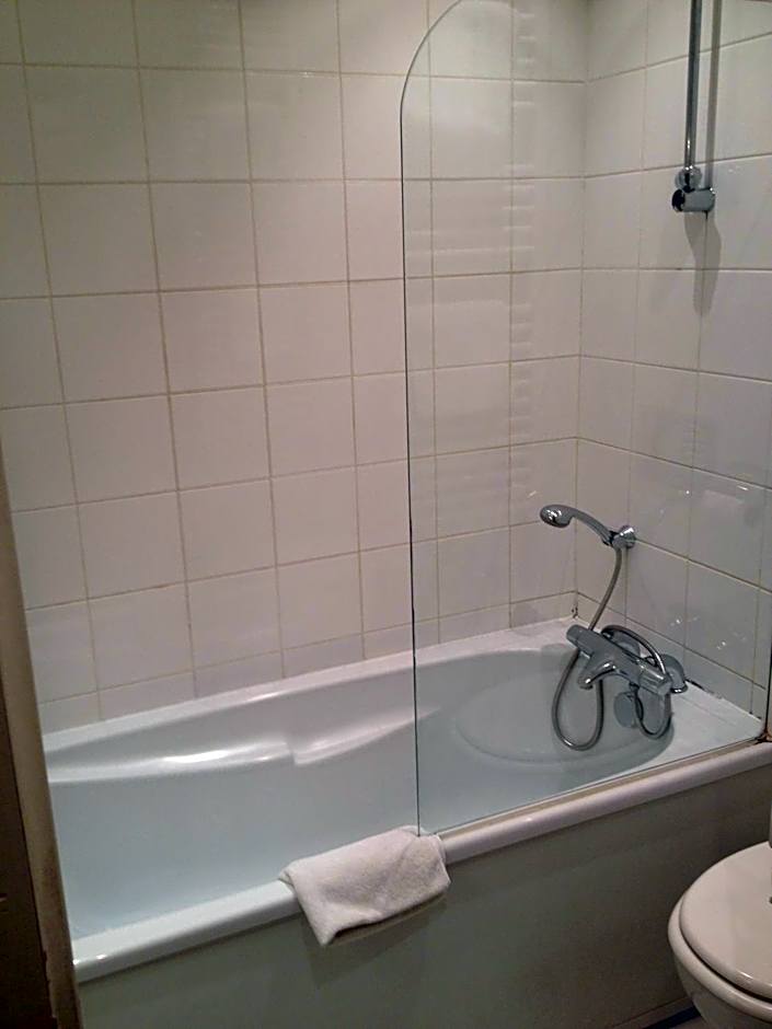 Lyo Hôtel - Centre Lyon Perrache