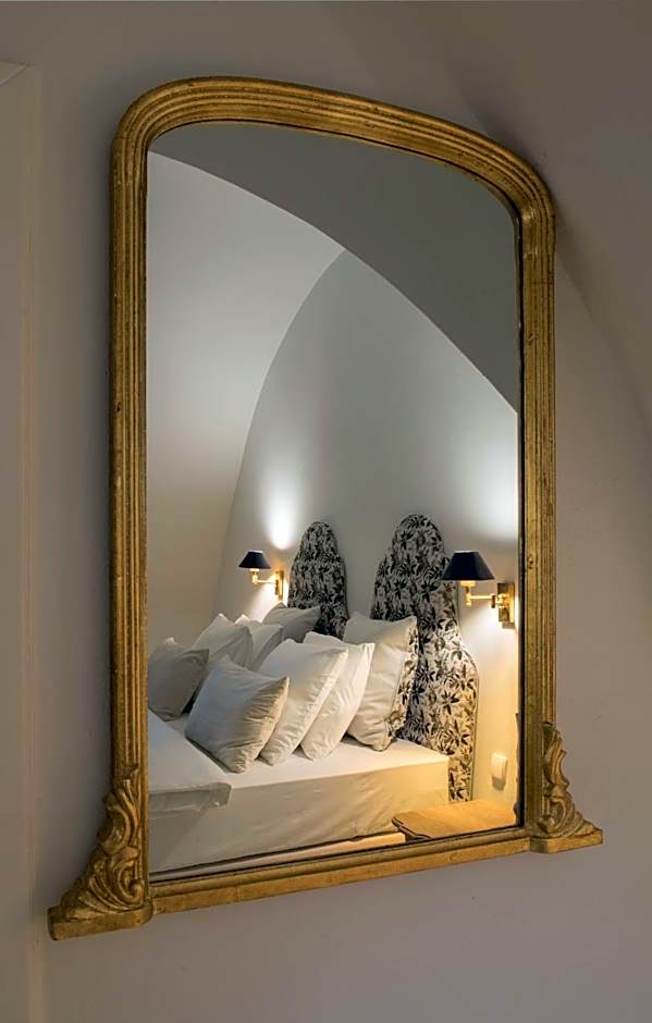 Zamek Sarny - Schloss Scharfeneck