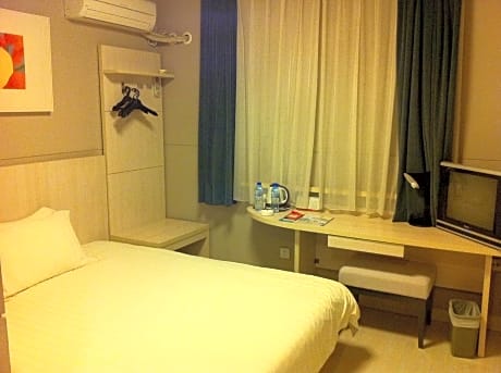 Business Double Room B