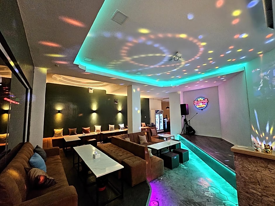 The Base InnNear BeachNear Night Market