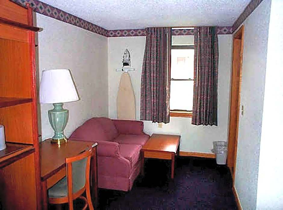 Wesley Inn And Suites