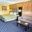 Rodeway Inn & Suites Plymouth Hwy 64