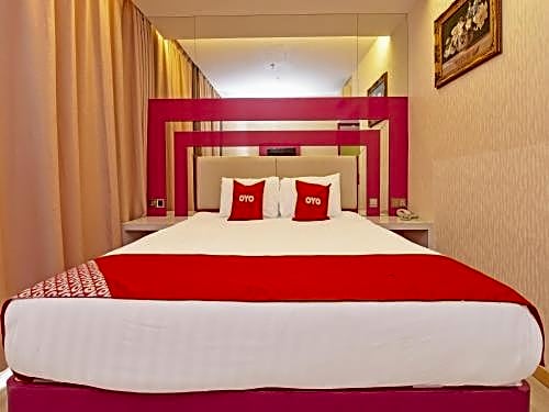 Capital O 90130 Sawadee Hotel