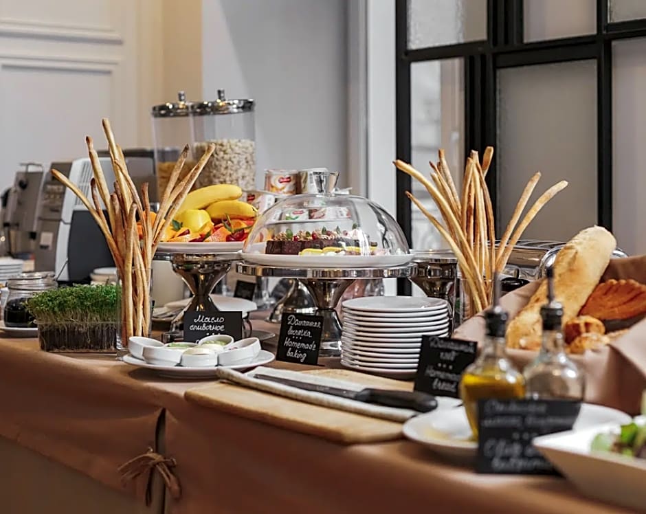 Continental Hotel in Odesa