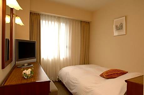 Single Room - Smoking