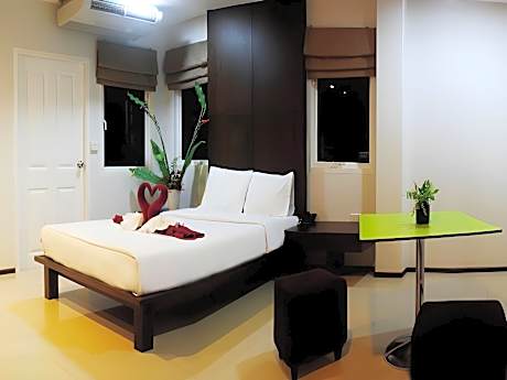 Standard - City View