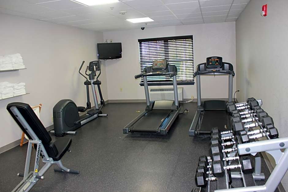 Country Inn & Suites by Radisson, Roanoke, VA