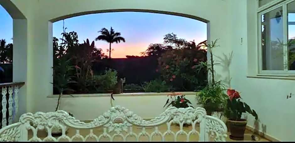 Bela's Suítes- 60 m da praia de Barequeçaba