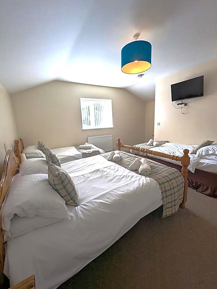 The Yew Tree at Longhope