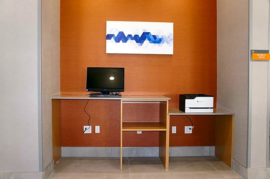 La Quinta Inn & Suites by Wyndham Katy