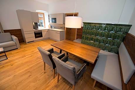 Apartment with Terrace - Annex