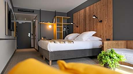 Superior Room Mountain View