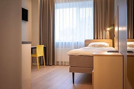 Single Room with Private Bathroom