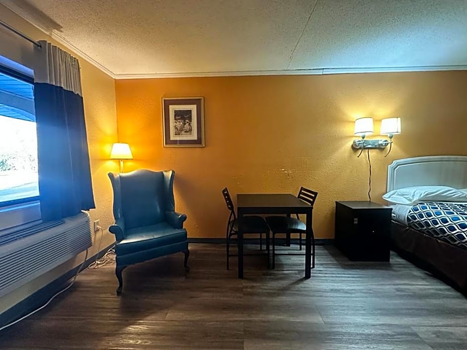 Loyalty Inn Rockingham