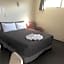 Gateway International Motel