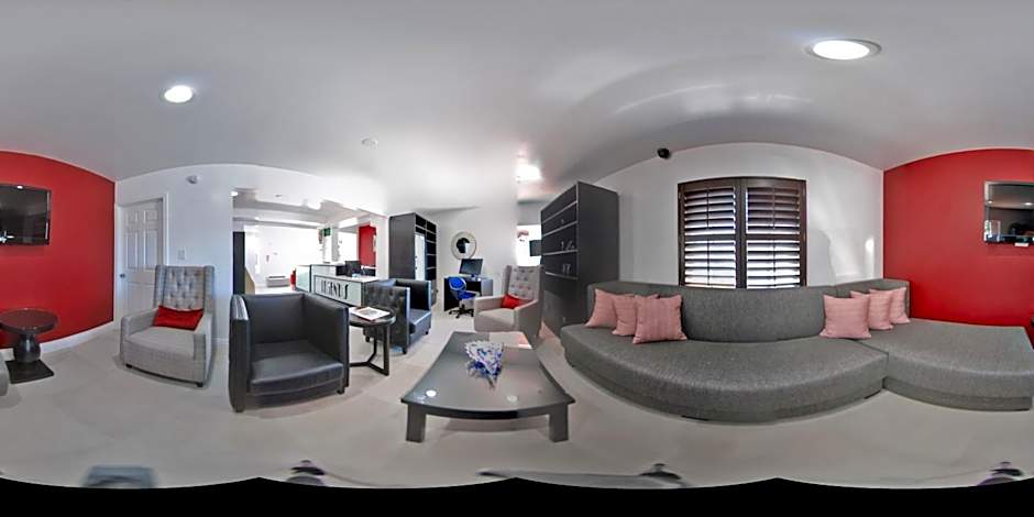 Legend Hotel Hollywood