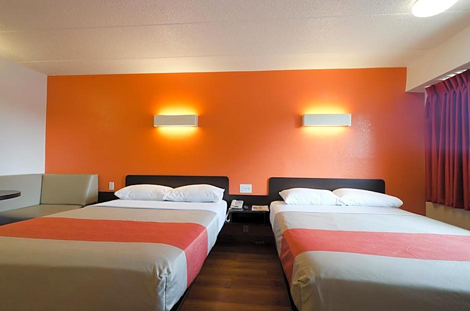 Motel 6-Gaithersburg, DC - Washington