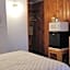 The Tallwood Motel