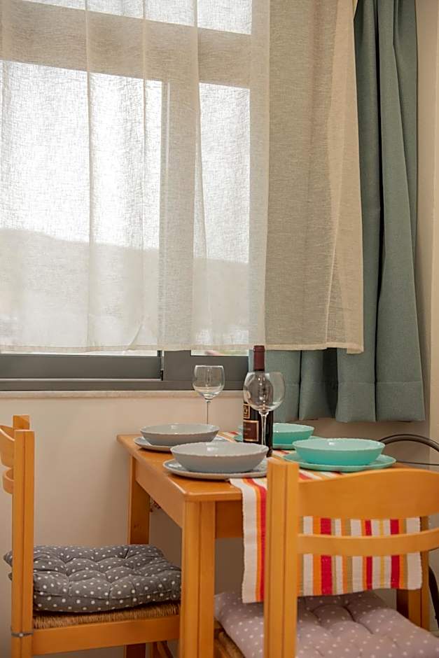 Tsaner Apartment and Rooms