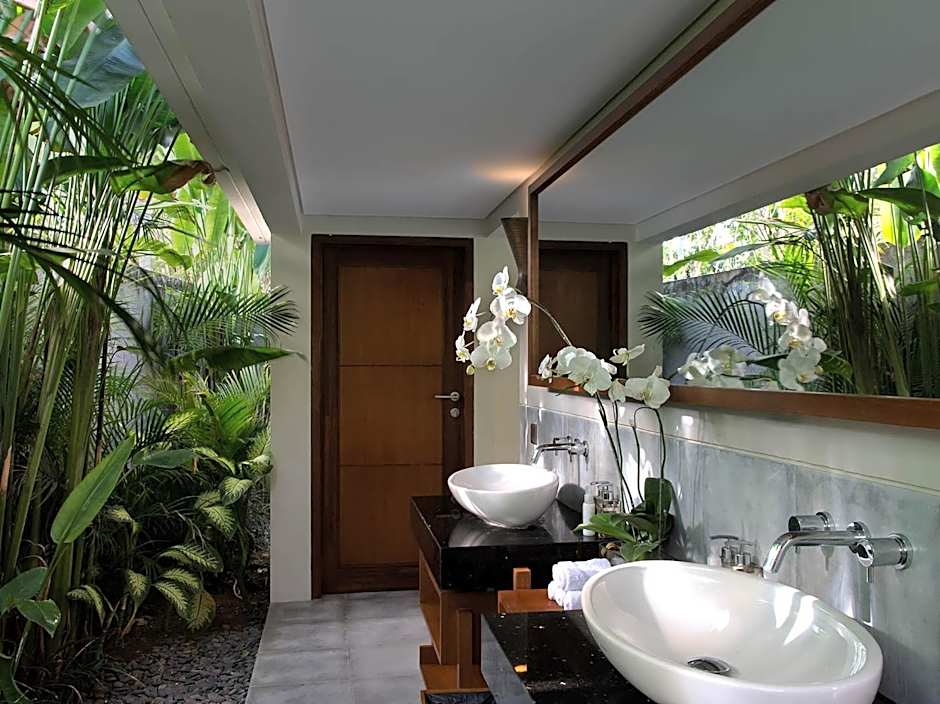 Seseh Beach Villas