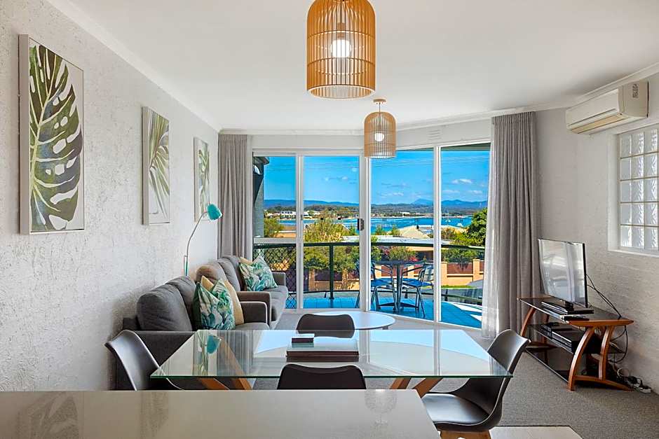 The Palms Apartments