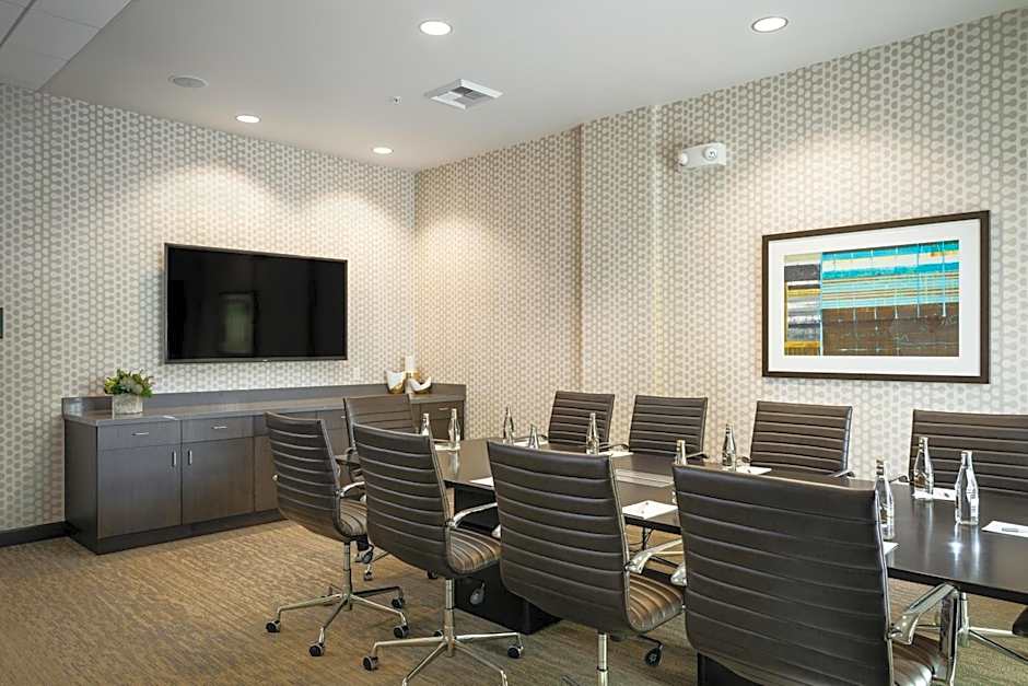 Hampton Inn & Suites Seattle/Northgate