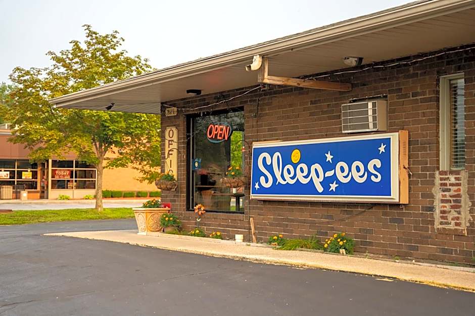 Sleep-ees Inn, Saginaw & Frankenmuth