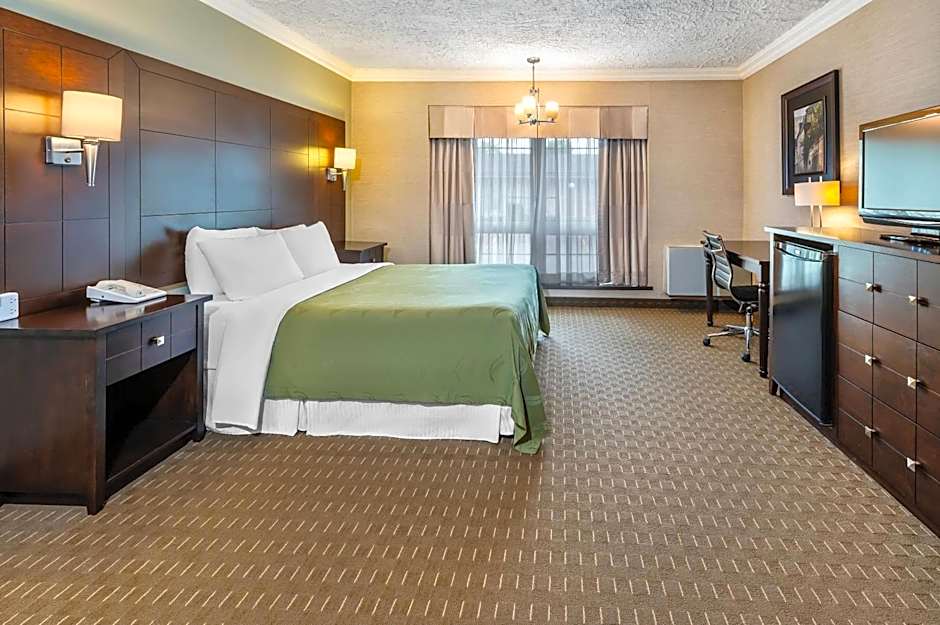 Rodeway Inn Festival	