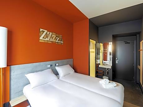 Twin Room with two single beds