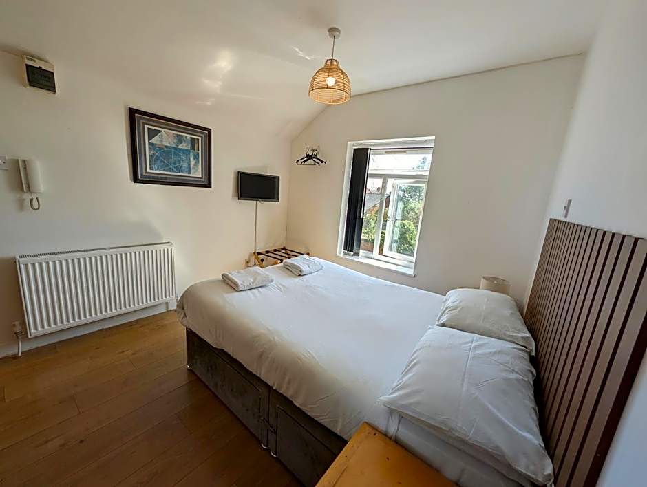Oscar Lodge