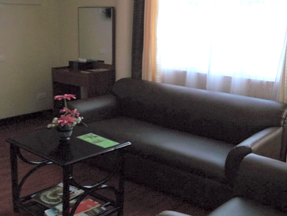 Ruemango Apartelle and Suites