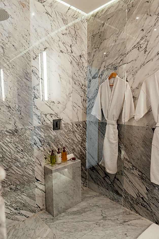 Hotel Maria Camille