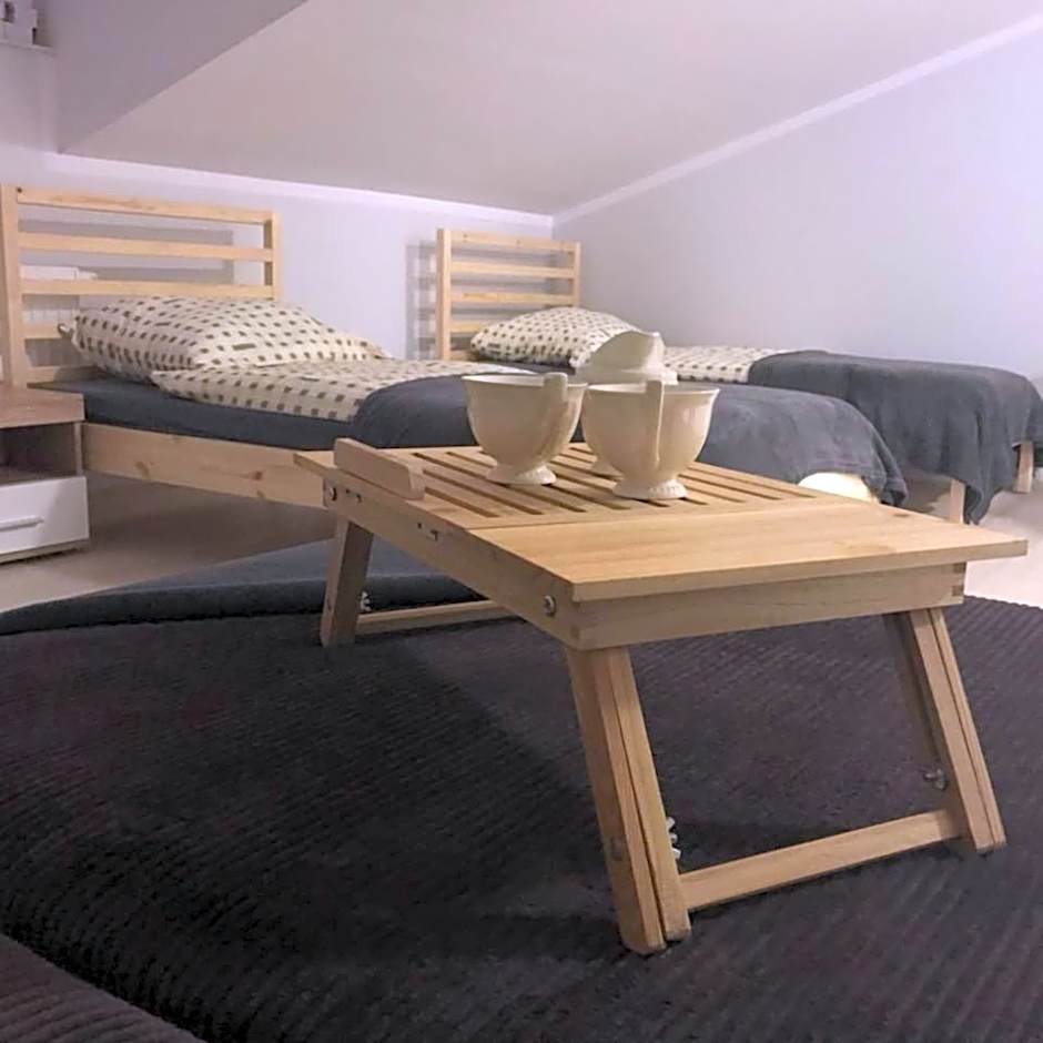 Hostelik Przy Przystanku