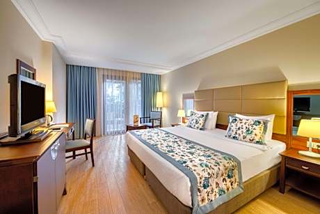 Triple Room with Sea View