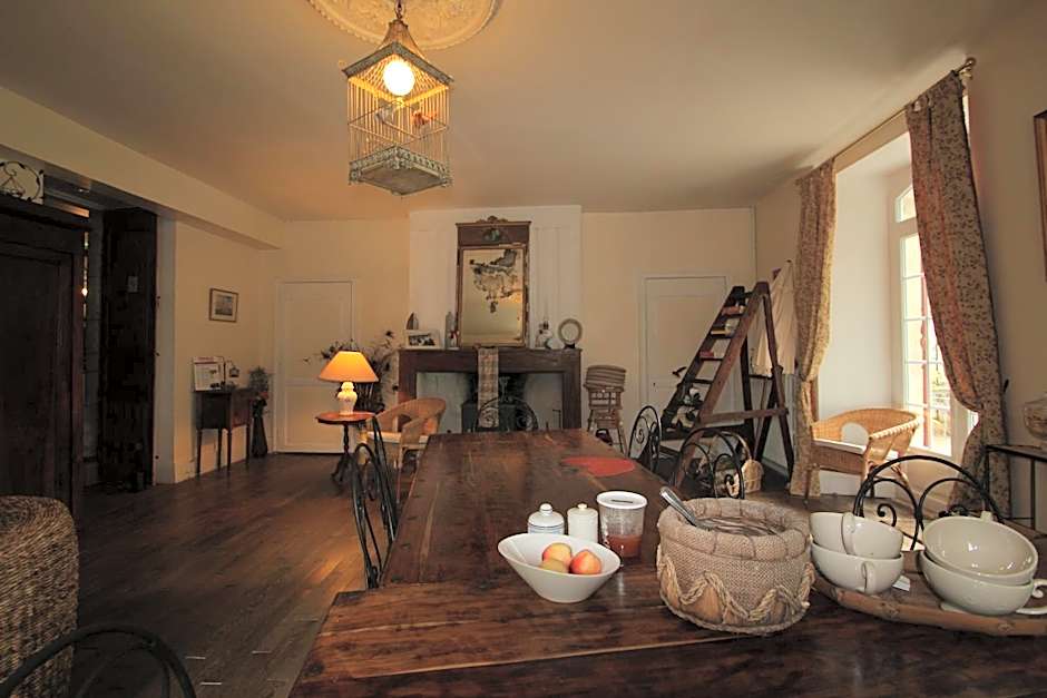 Chambres d'Hôtes La Gentilhommière - Restaurant Etincelles
