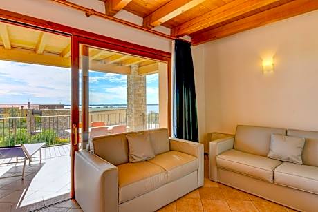 Standard One Bedroom Apartment with Partial Lake View