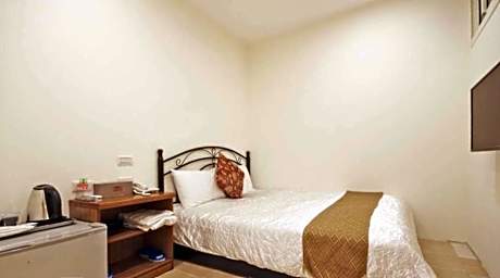 Single Room with Private Bathroom