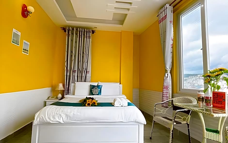 Hai Long Vuong Hotel