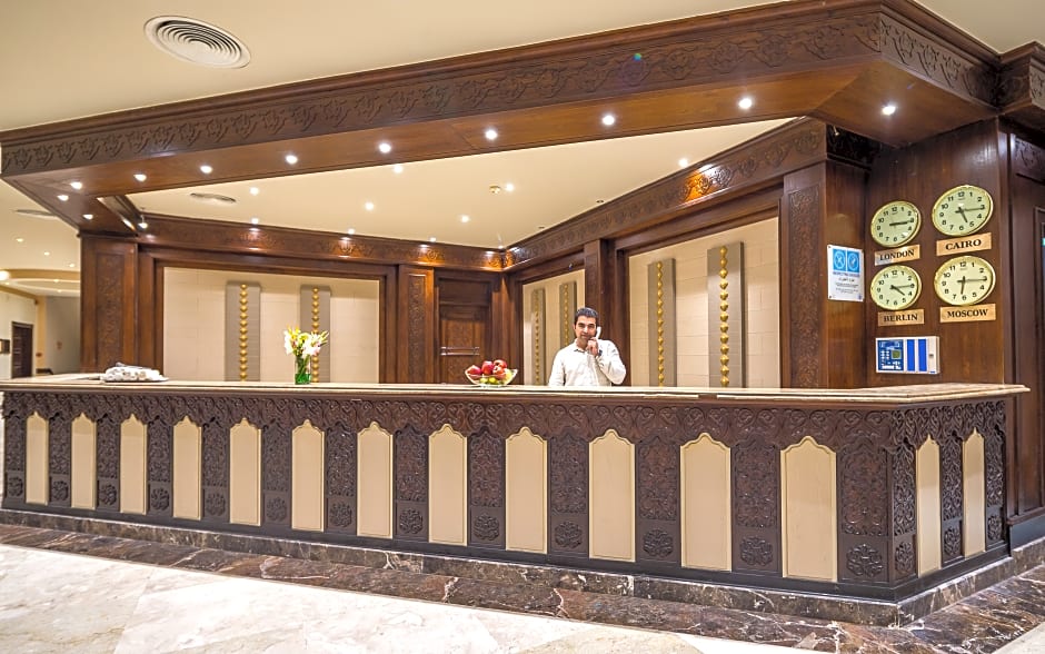 SUNRISE Riviera Resort