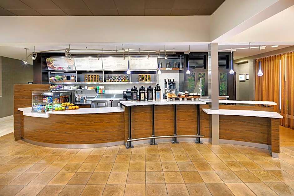 Courtyard by Marriott Dallas Addison/Midway